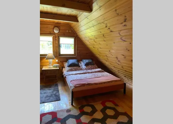 W Sitnie بيت للعطل